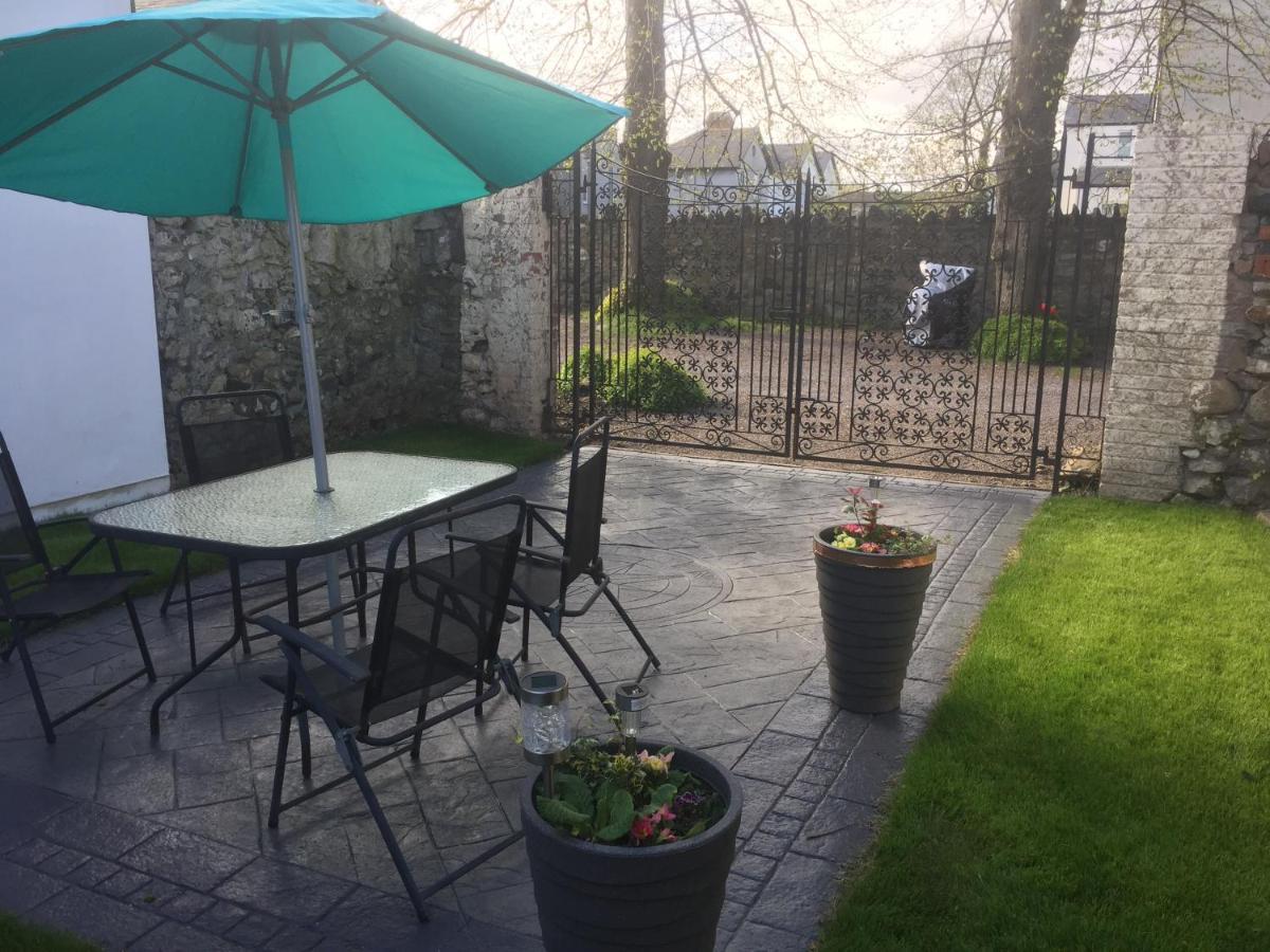 The Mews - Less Than 1Km To City Centre - Stadium - Castle - 10 Min Walk Cardiff Kültér fotó